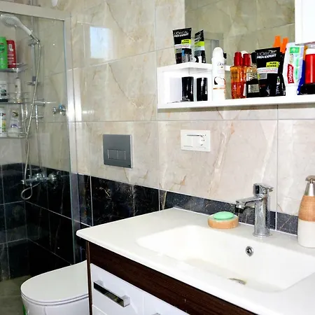 Luxury 2 Bedroom's In *